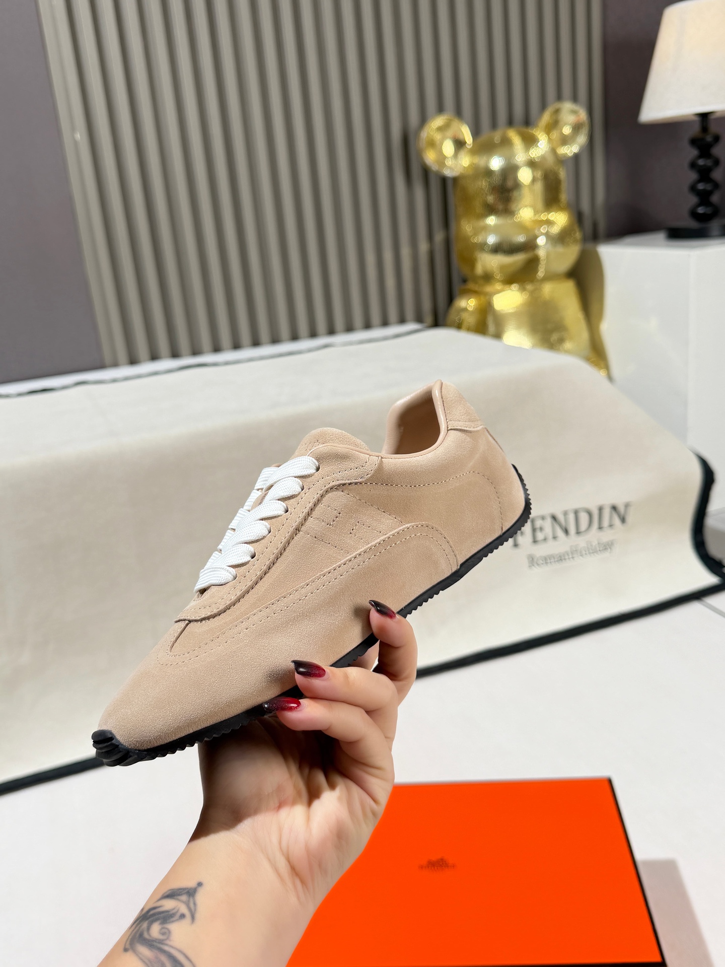 Women's high heels